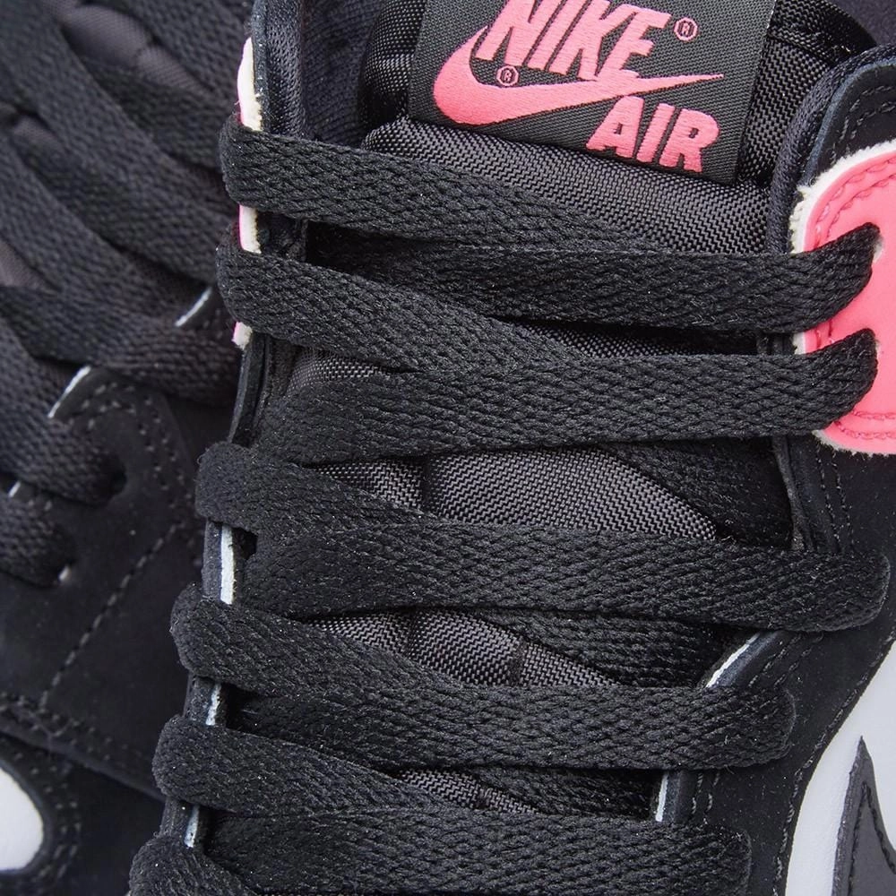 Air Jordan 1 Retro High OG GS 'Black Hyper Pink White' Air Jordan 1 vintage style sneakers
