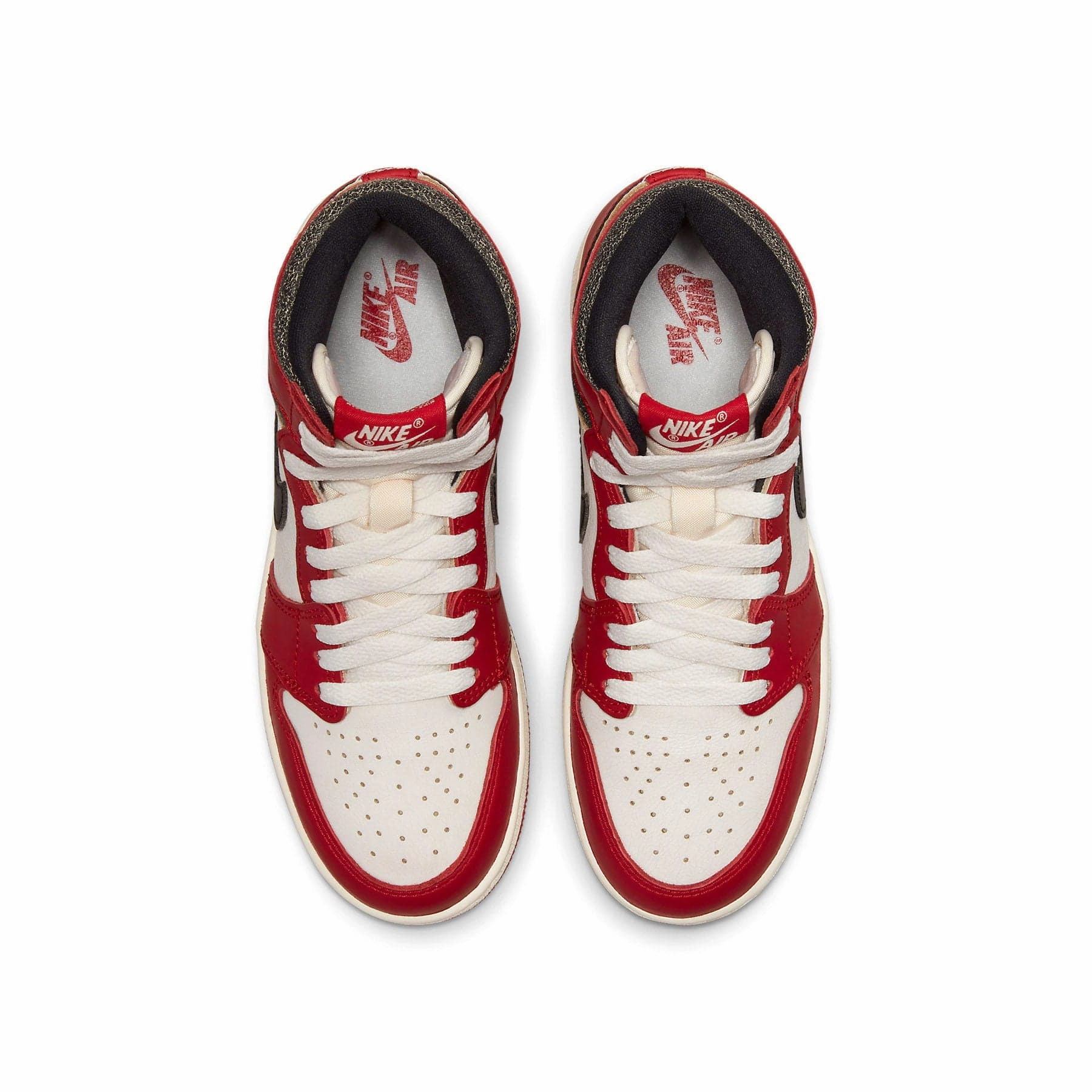 Air Jordan 1 Retro High OG GS 'Chicago Lost & Found' Air Jordan 1 vintage style sneakers