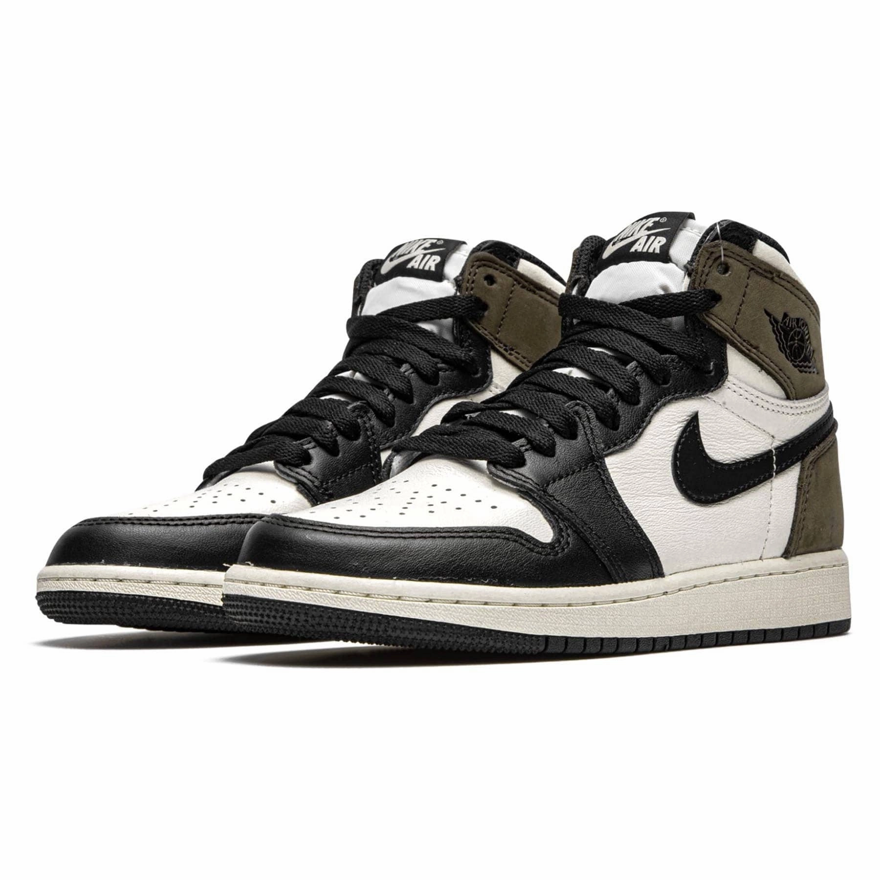 Air Jordan 1 Retro High OG GS 'Dark Mocha' Air Jordan 1 vintage style sneakers