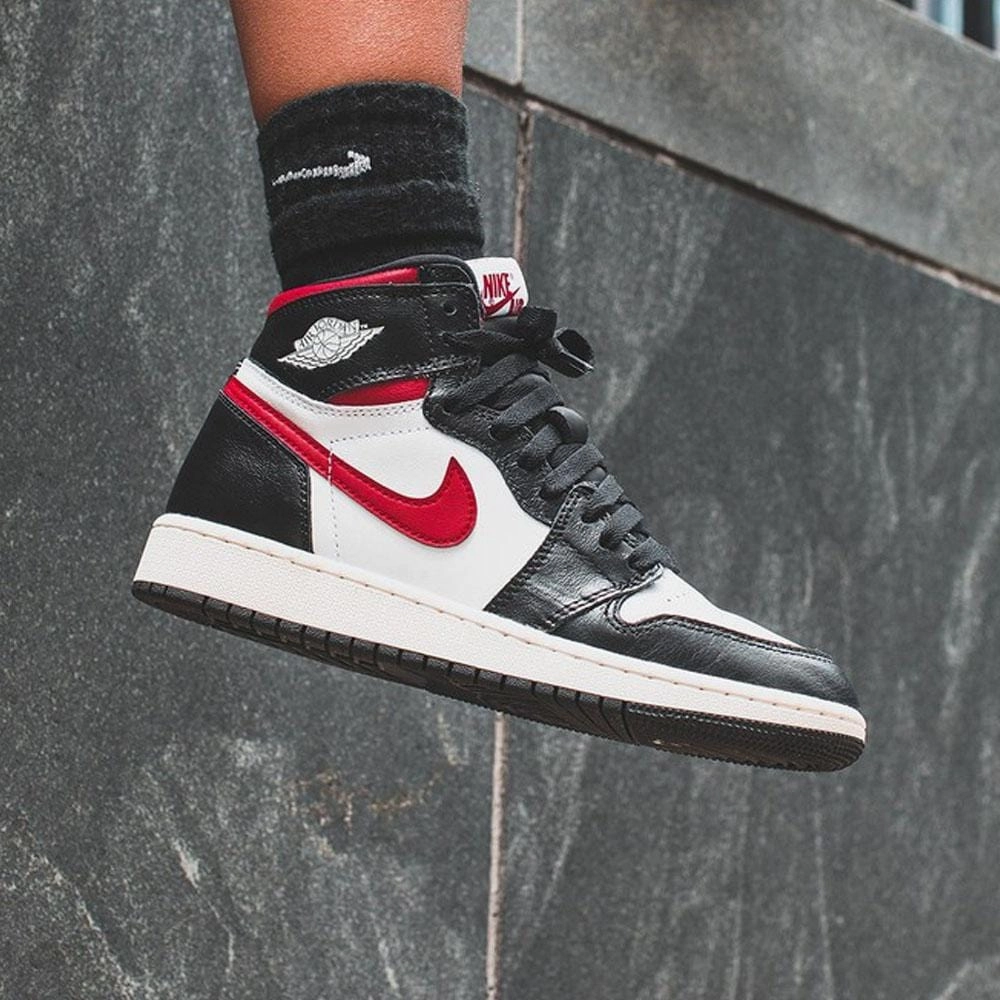 Air Jordan 1 Retro High OG GS 'Gym Red' Air Jordan 1 classic sneakers