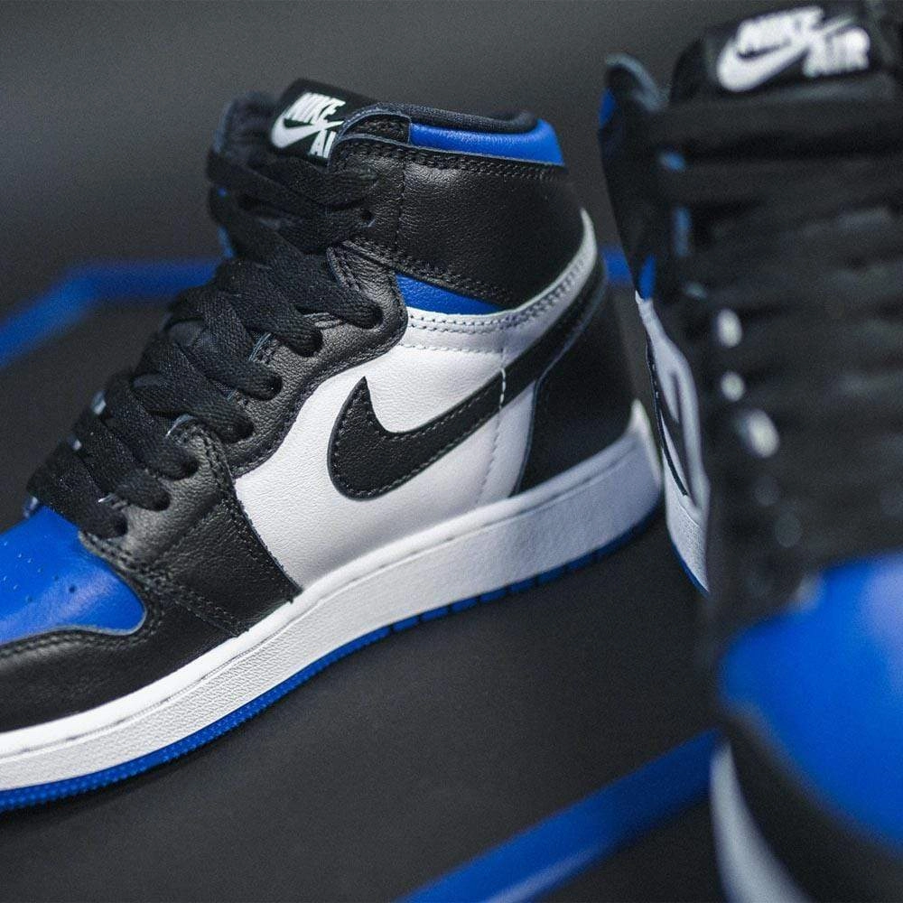 Air Jordan 1 Retro High OG GS 'Royal Toe' Air Jordan 1 vintage style sneakers