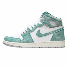 Air Jordan 1 Retro High OG GS 'Turbo Green' Air Jordan 1 timeless sneakers for Jordan fans