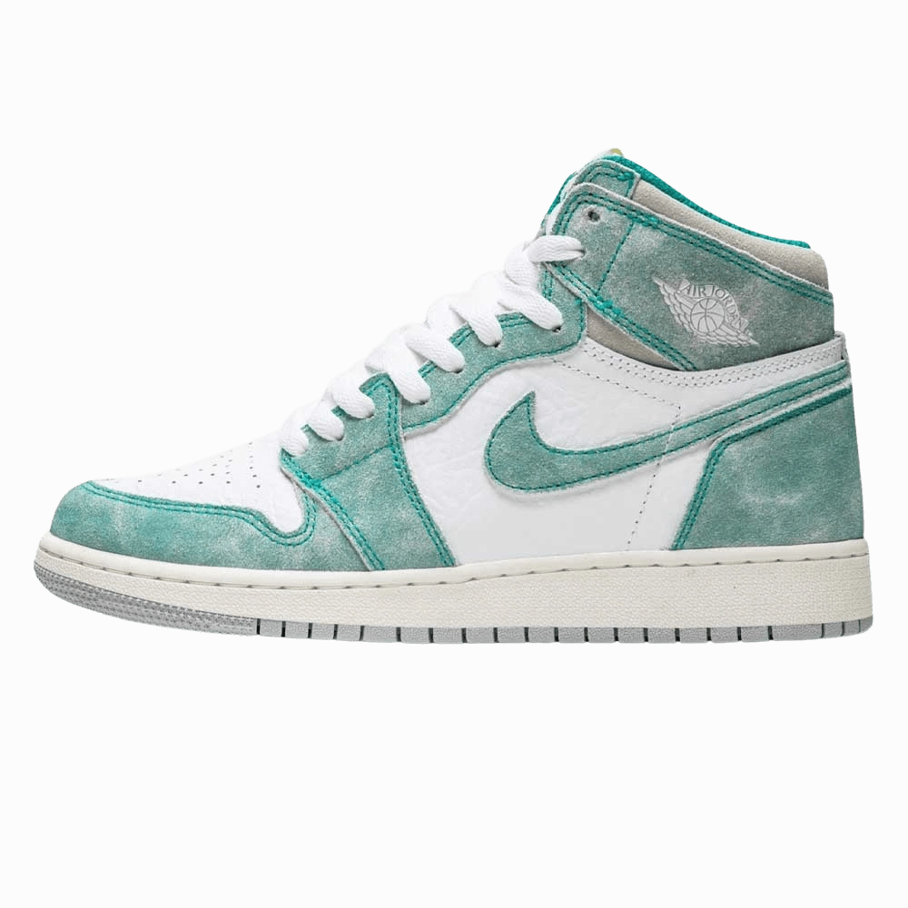 Air Jordan 1 Retro High OG GS 'Turbo Green' Air Jordan 1 timeless sneakers for Jordan fans