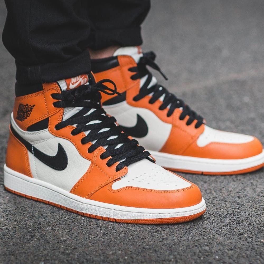 Air Jordan 1 Retro High OG (GS) Reverse Shattered Backboard Air Jordan 1 vintage style sneakers