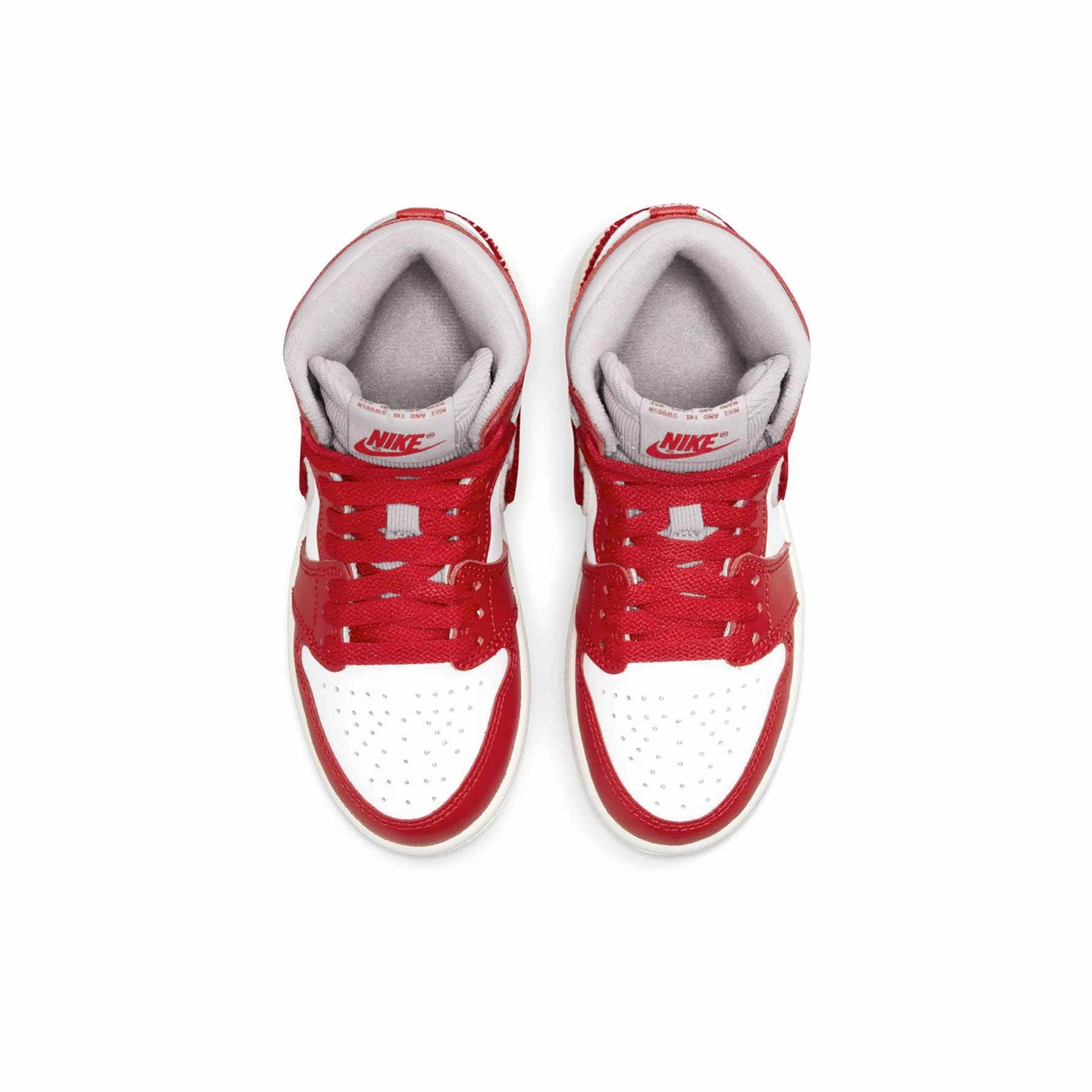 Air Jordan 1 Retro High OG PS 'Newstalgia Chenille' Air Jordan 1 vintage style sneakers