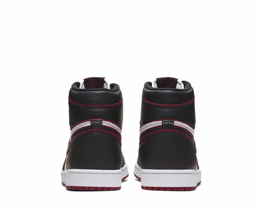 Air Jordan 1 Retro High OG "Bloodlines" Timeless hoop footwear