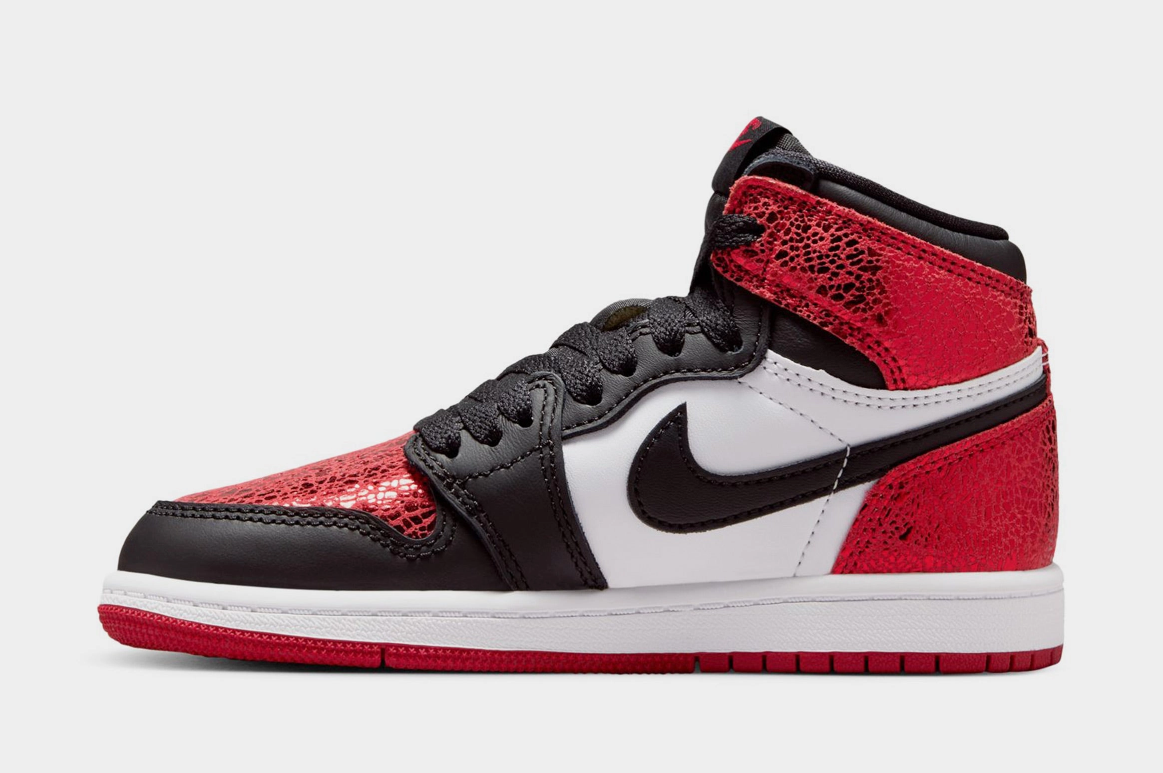 Air Jordan 1 Retro High OG Ruby Preschool Lifestyle Shoes (Varsity Red/Black/White) Air Jordan 1 original design shoes