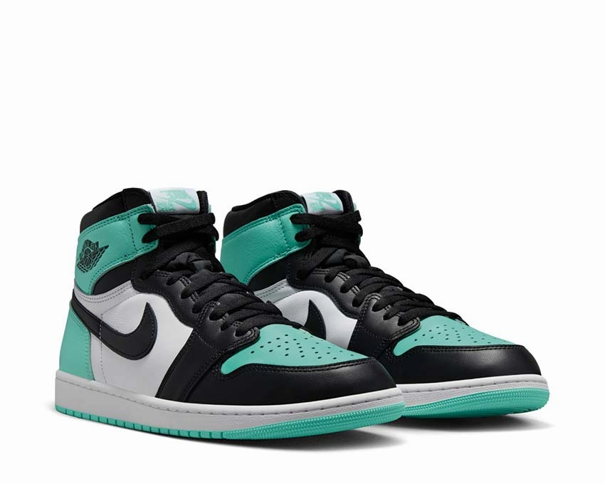 Air Jordan 1 Retro High OG Timeless hoop footwear