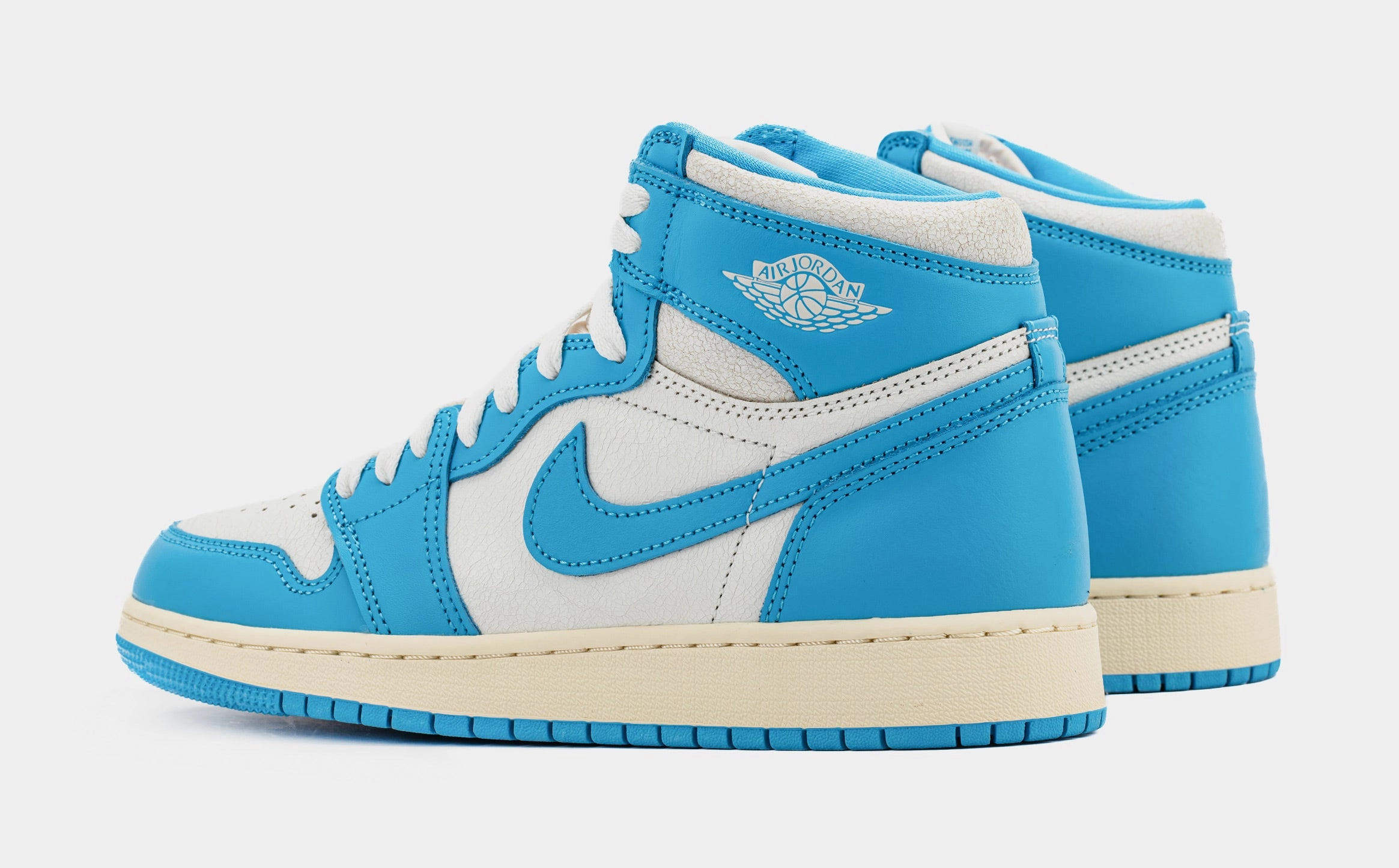 Air Jordan 1 Retro High OG UNC Reimagined Grade School Lifestyle Shoes (Dark Powder Blue/Dark Powder Blue/Sail) Air Jordan 1 original design shoes