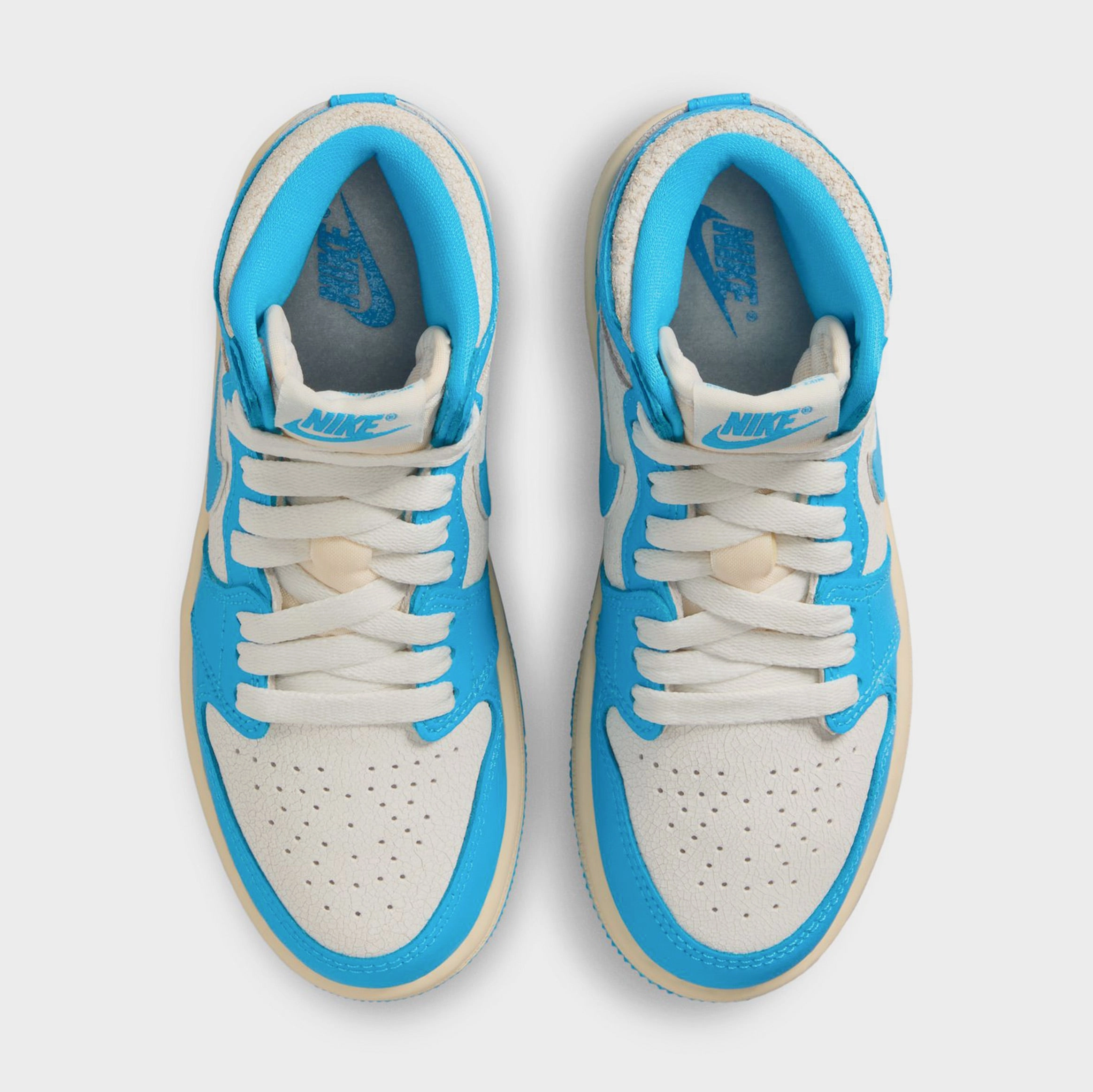 Air Jordan 1 Retro High OG UNC Reimagined Preschool Lifestyle Shoes (Dark Powder Blue/Dark Powder Blue/Sail) Air Jordan 1 original design shoes