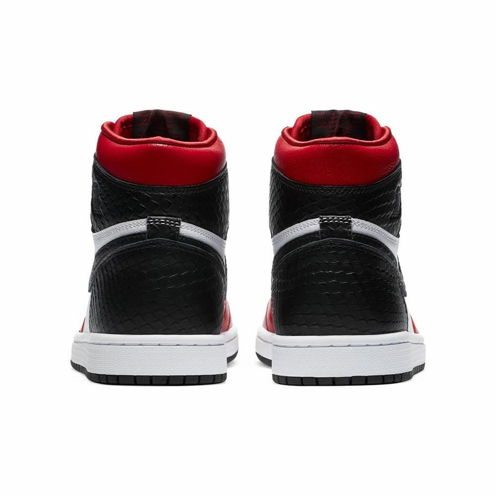 Air Jordan 1 Retro High Satin Snake Chicago (W) Air Jordan 1 High OG shoes