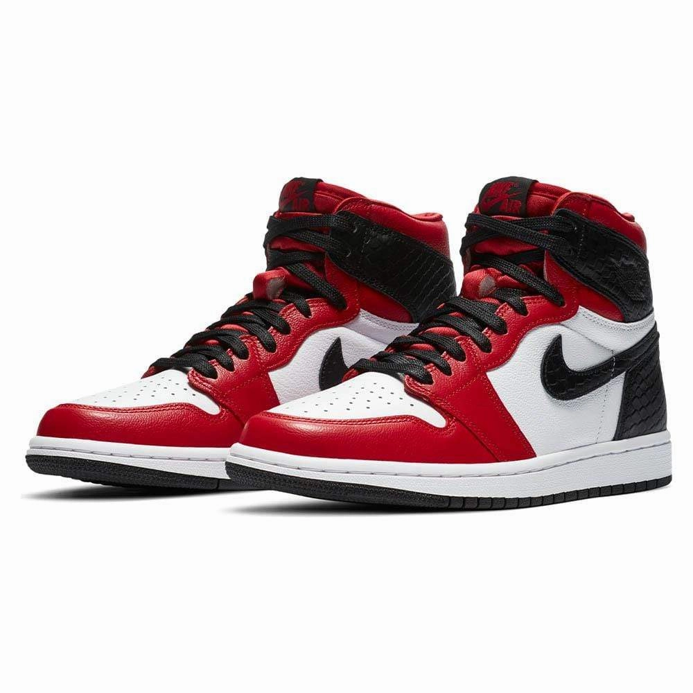 Air Jordan 1 Retro High Satin Snake Chicago (W) Air Jordan 1 High OG shoes