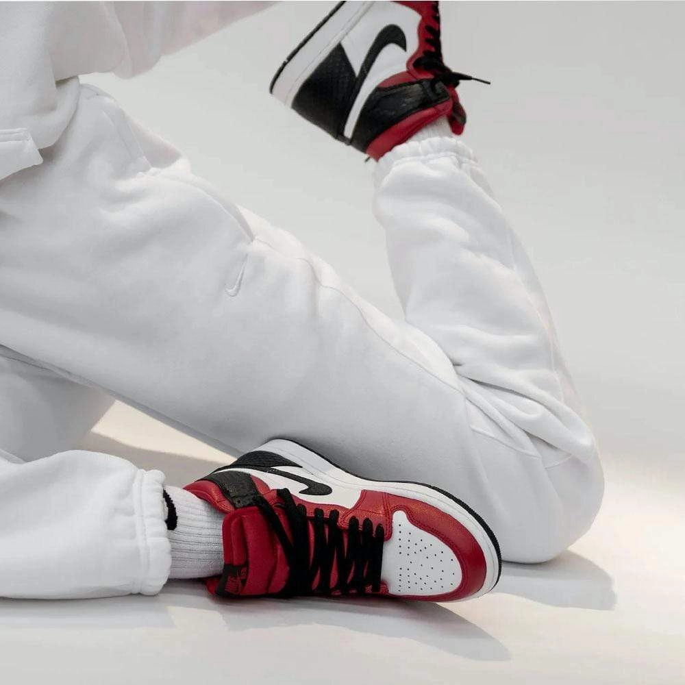Air Jordan 1 Retro High Satin Snake Chicago (W) Air Jordan 1 vintage style sneakers