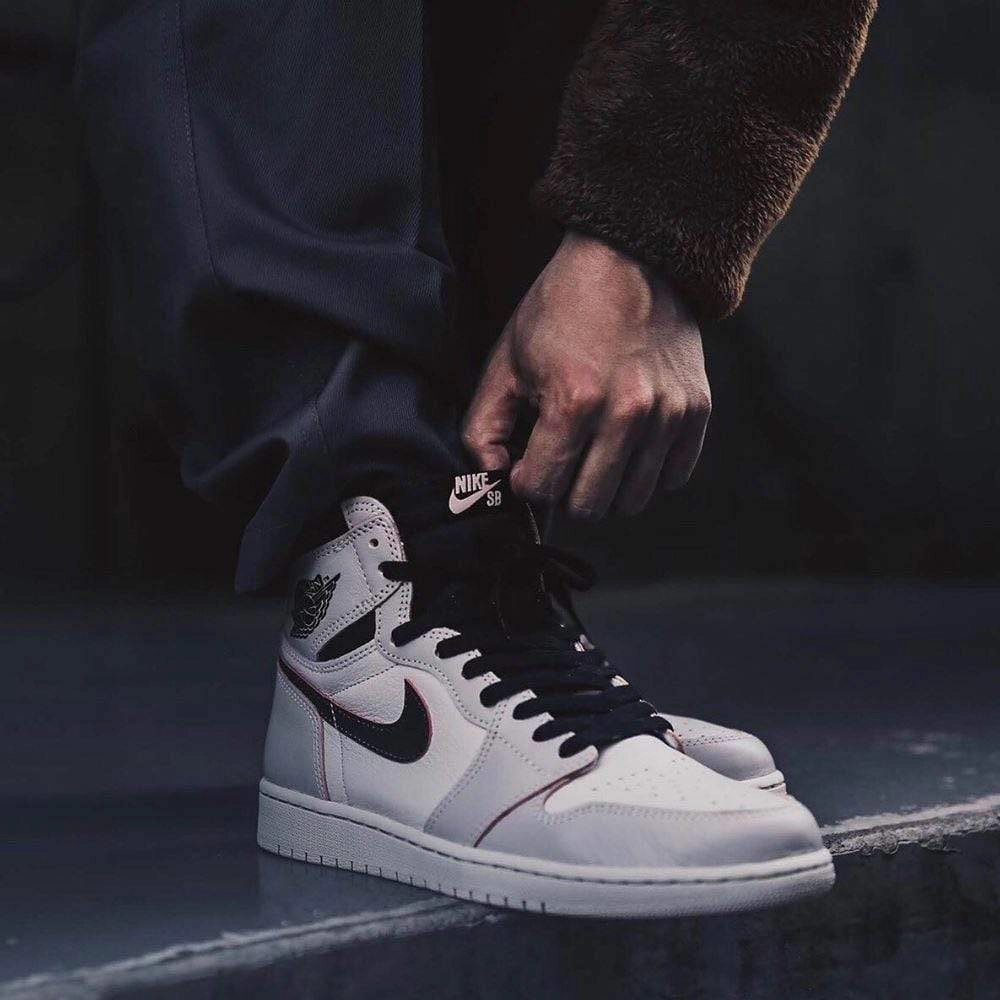 Air Jordan 1 Retro High SB 'NYC to Paris' Air Jordan 1 High OG shoes