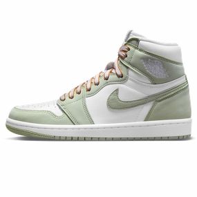 Air Jordan 1 Retro High Wmns OG 'Seafoam' Air Jordan 1 High classic sneakers with premium finish