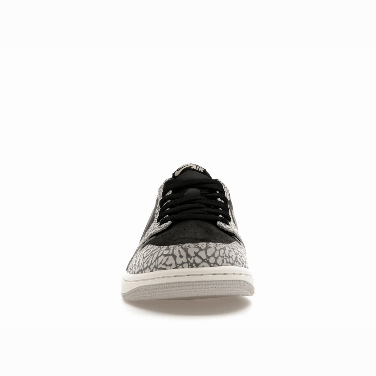 Air Jordan 1 Retro Low AND Black Cement Air Jordan 1 Low casual sneakers
