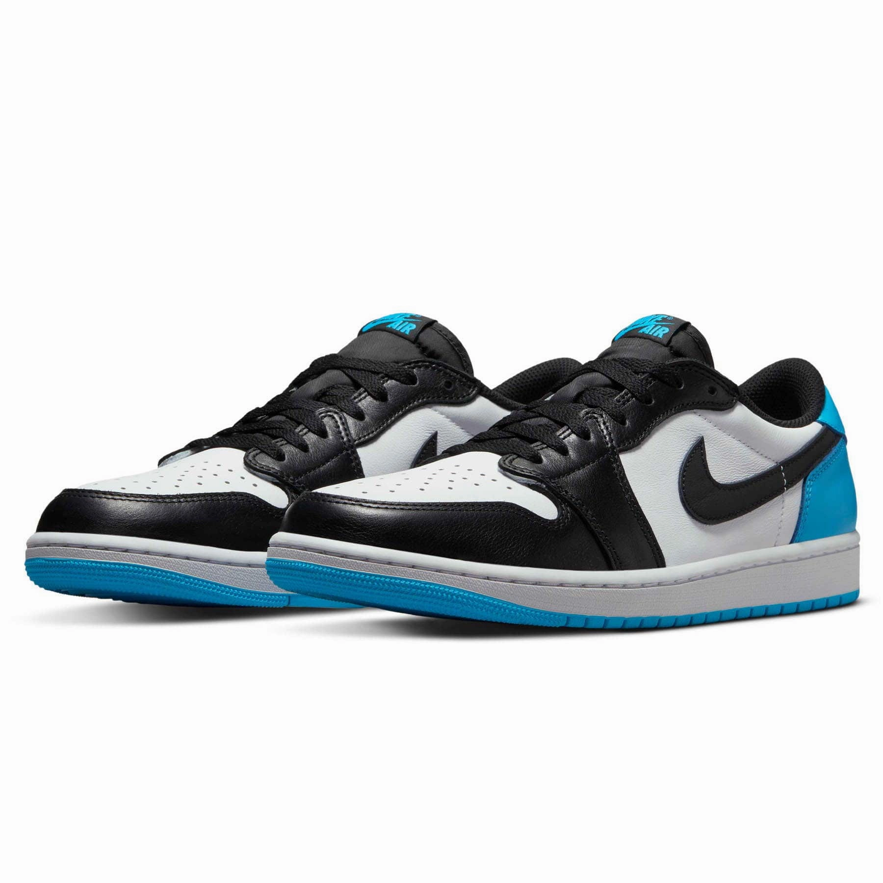 Air Jordan 1 Retro Low OG 'UNC' Air Jordan 1 vintage style sneakers
