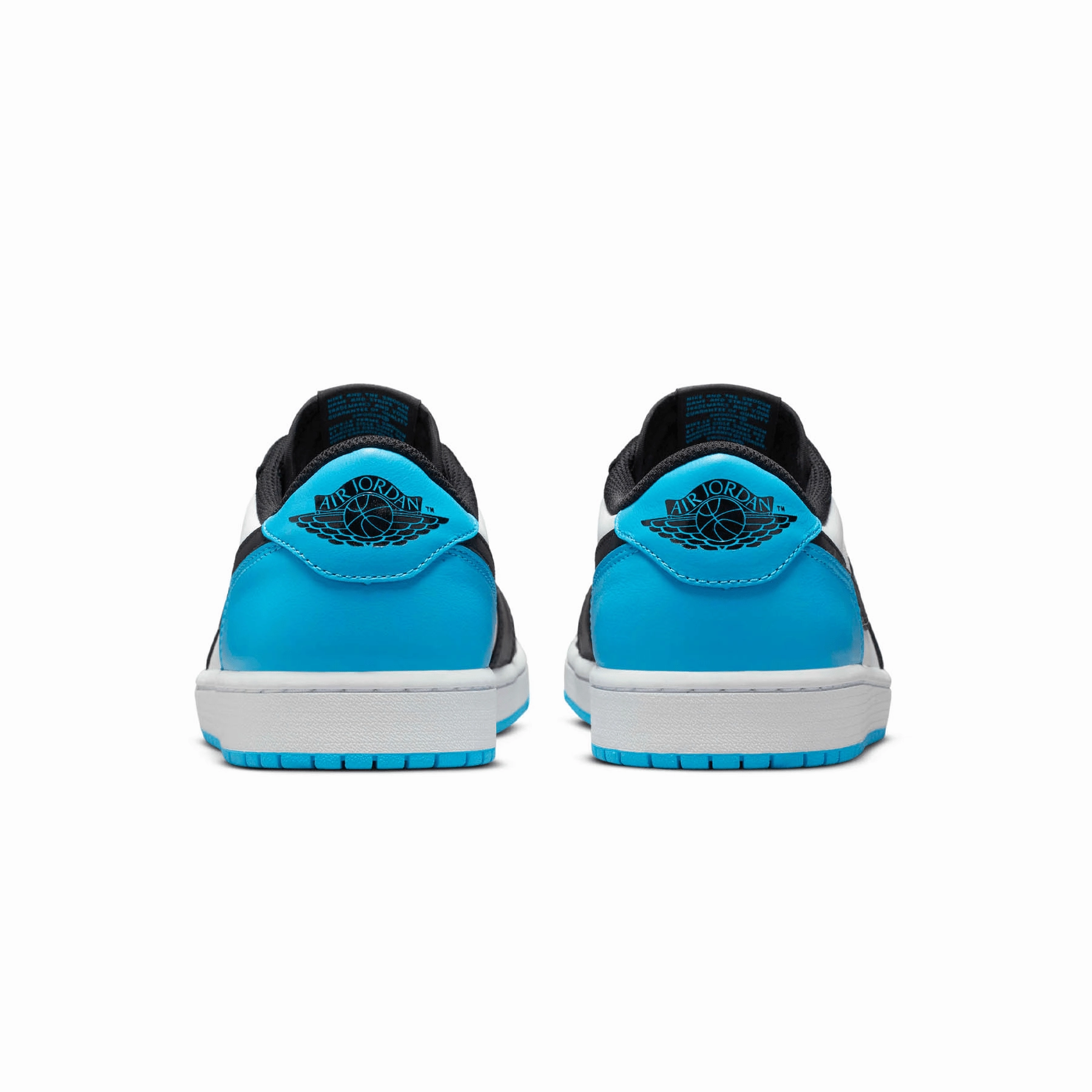 Air Jordan 1 Retro Low OG 'UNC' Air Jordan 1 vintage style sneakers