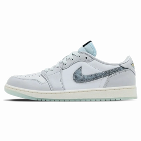 Air Jordan 1 Retro Low OG 'Year of the Snake' Air Jordan 1 sneakers with heritage court style