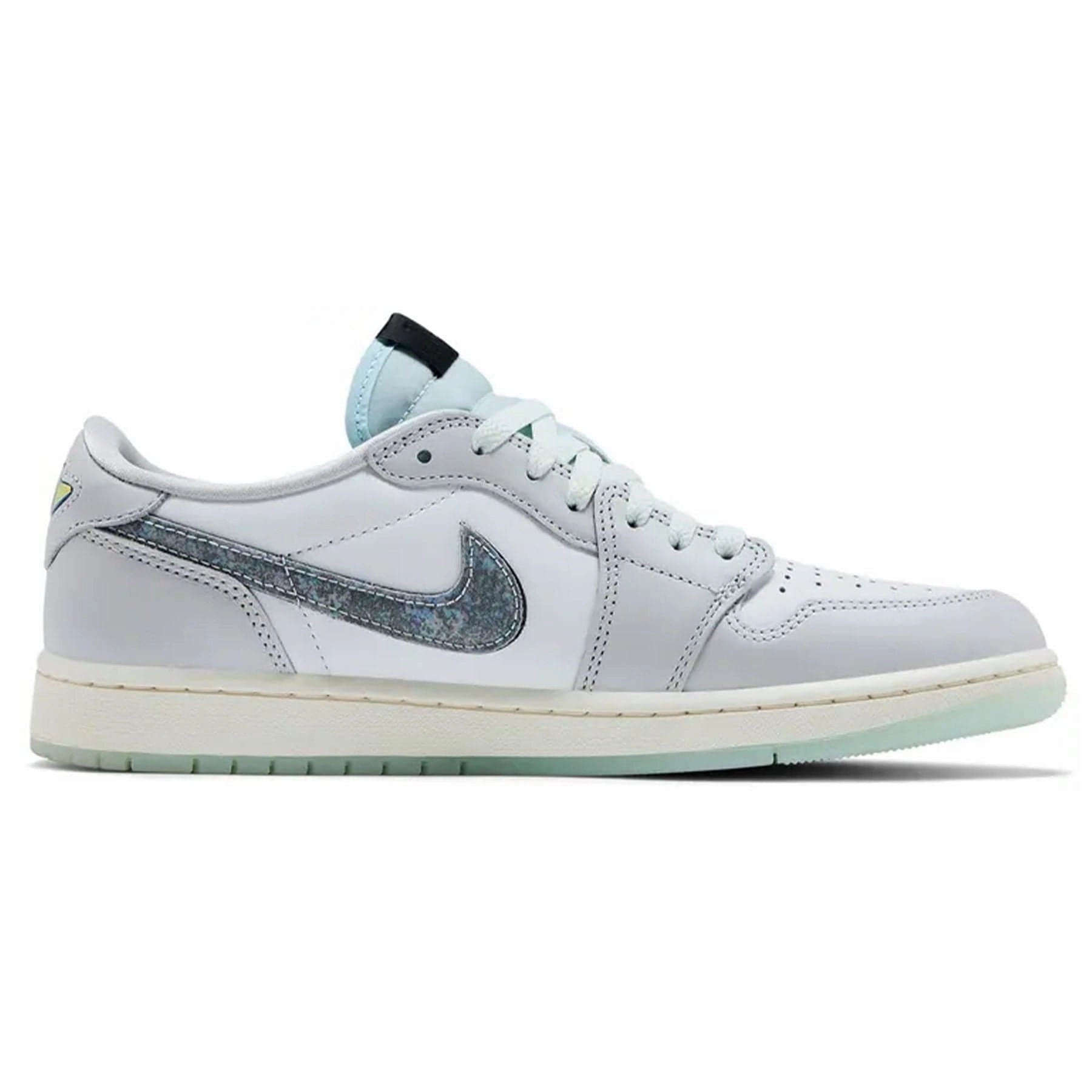 Air Jordan 1 Retro Low OG 'Year of the Snake' Air Jordan 1 classic sneakers