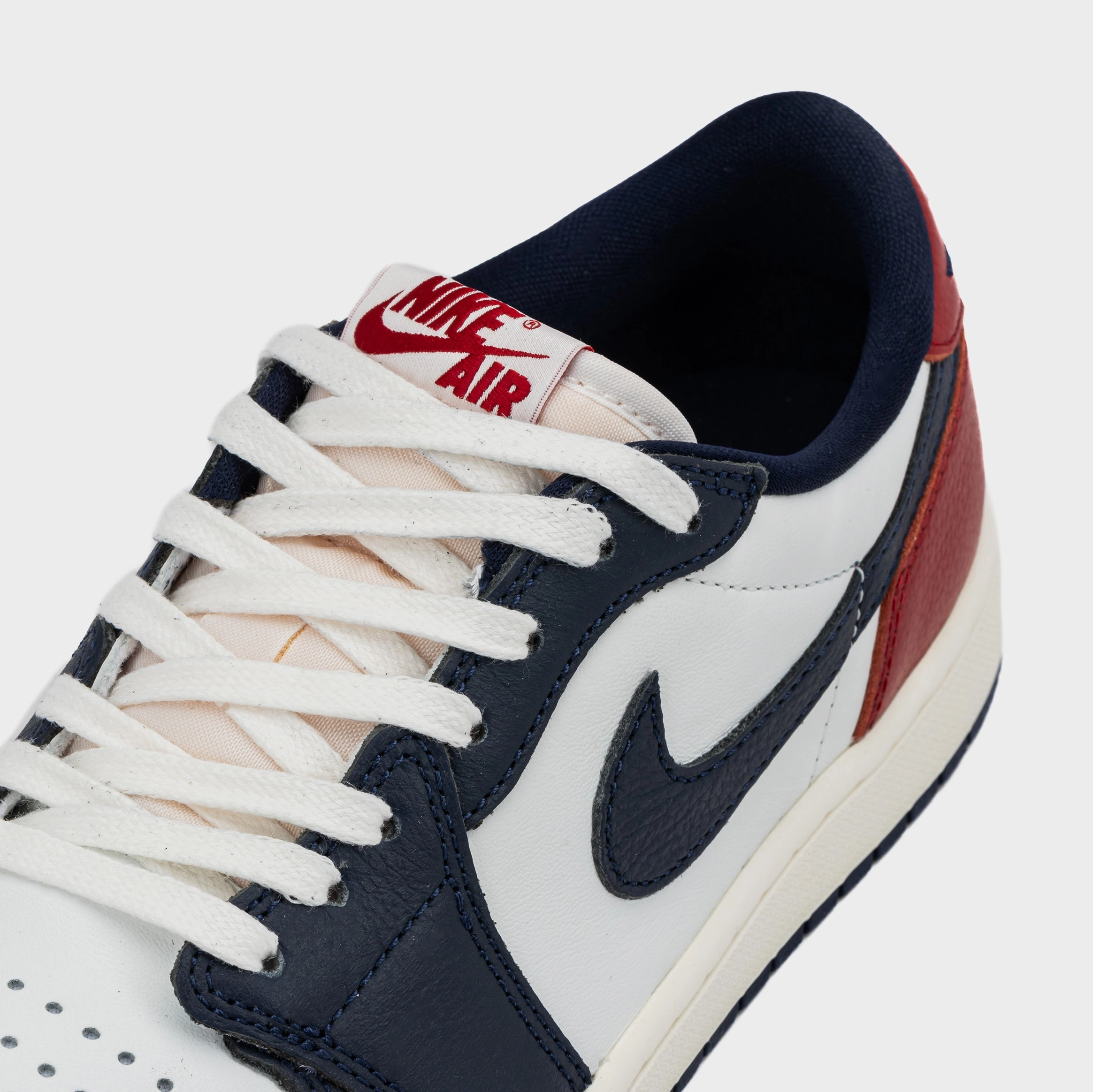 Air Jordan 1 Retro Low OG Howard University Mens Lifestyle Shoes (Gym Red/Midnight Navy) Air Jordan 1 original design shoes