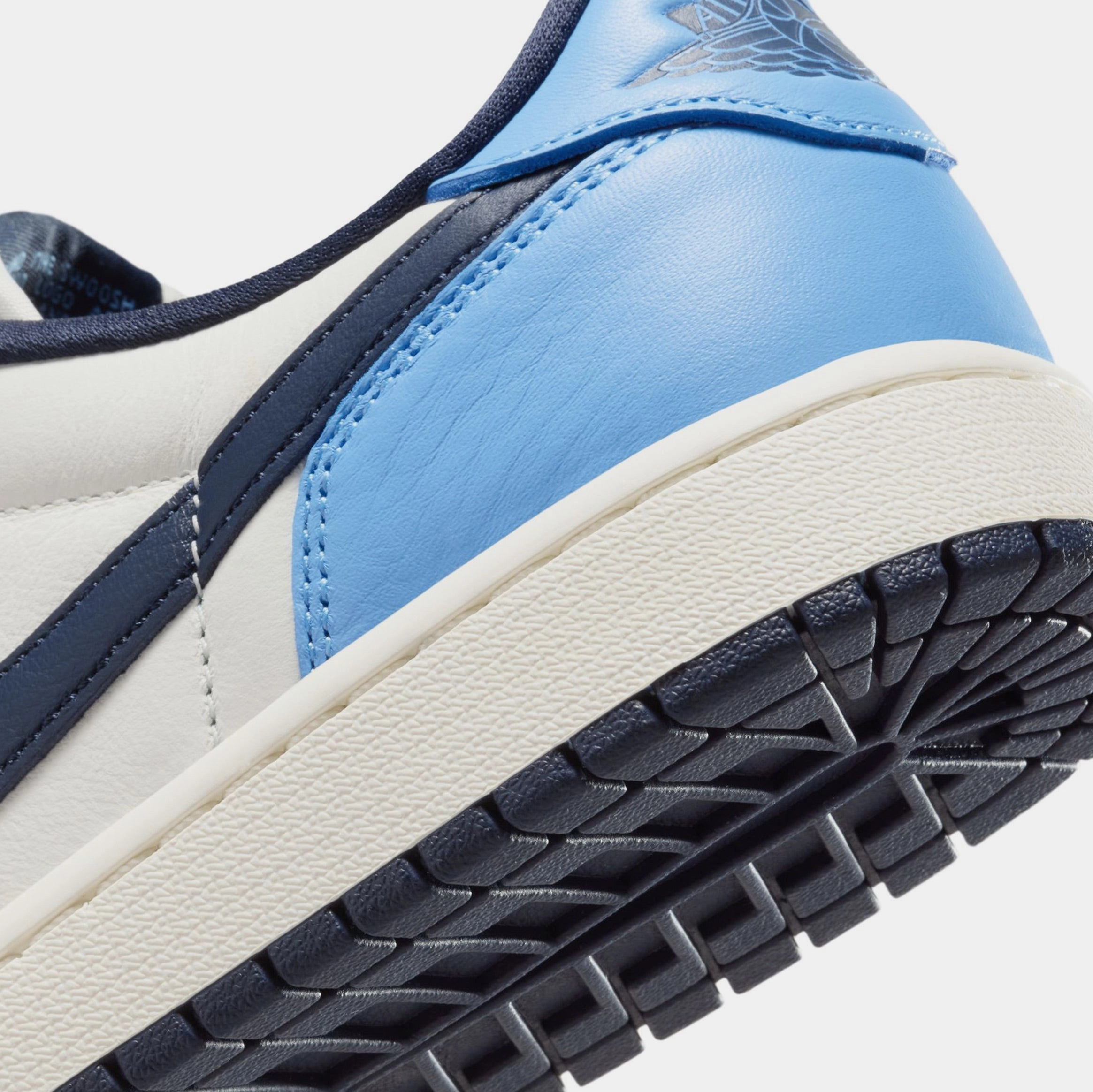 Air Jordan 1 Retro Low OG Obsidian Mens Lifestyle Shoes (Obsidian/University Blue/Sail) Air Jordan 1 original design shoes