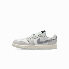 Air Jordan 1 Retro Low OG PS 'Year of the Snake' Air Jordan 1 sneakers with heritage court style