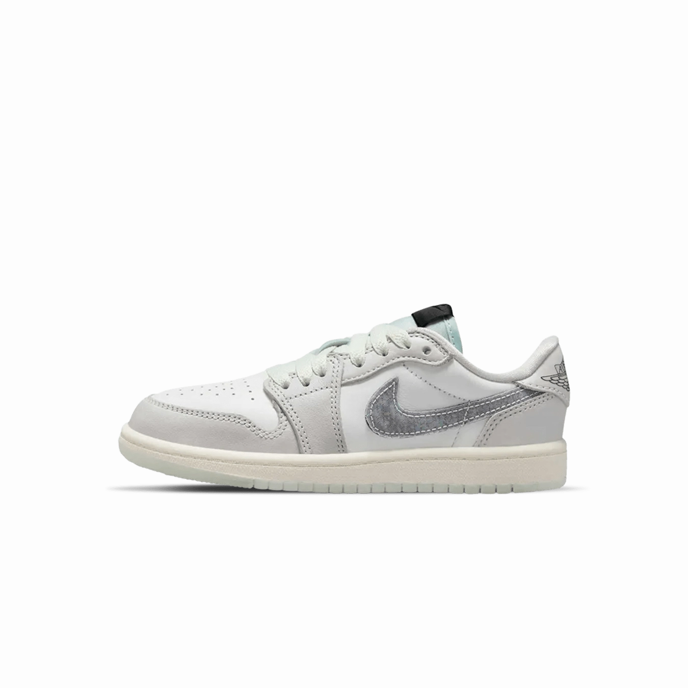 Air Jordan 1 Retro Low OG PS 'Year of the Snake' Air Jordan 1 Low sneakers perfect for casual outfits