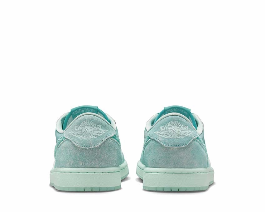 Air Jordan 1 Retro Low OG W "Washed Teal" Vintage leather court sneakers