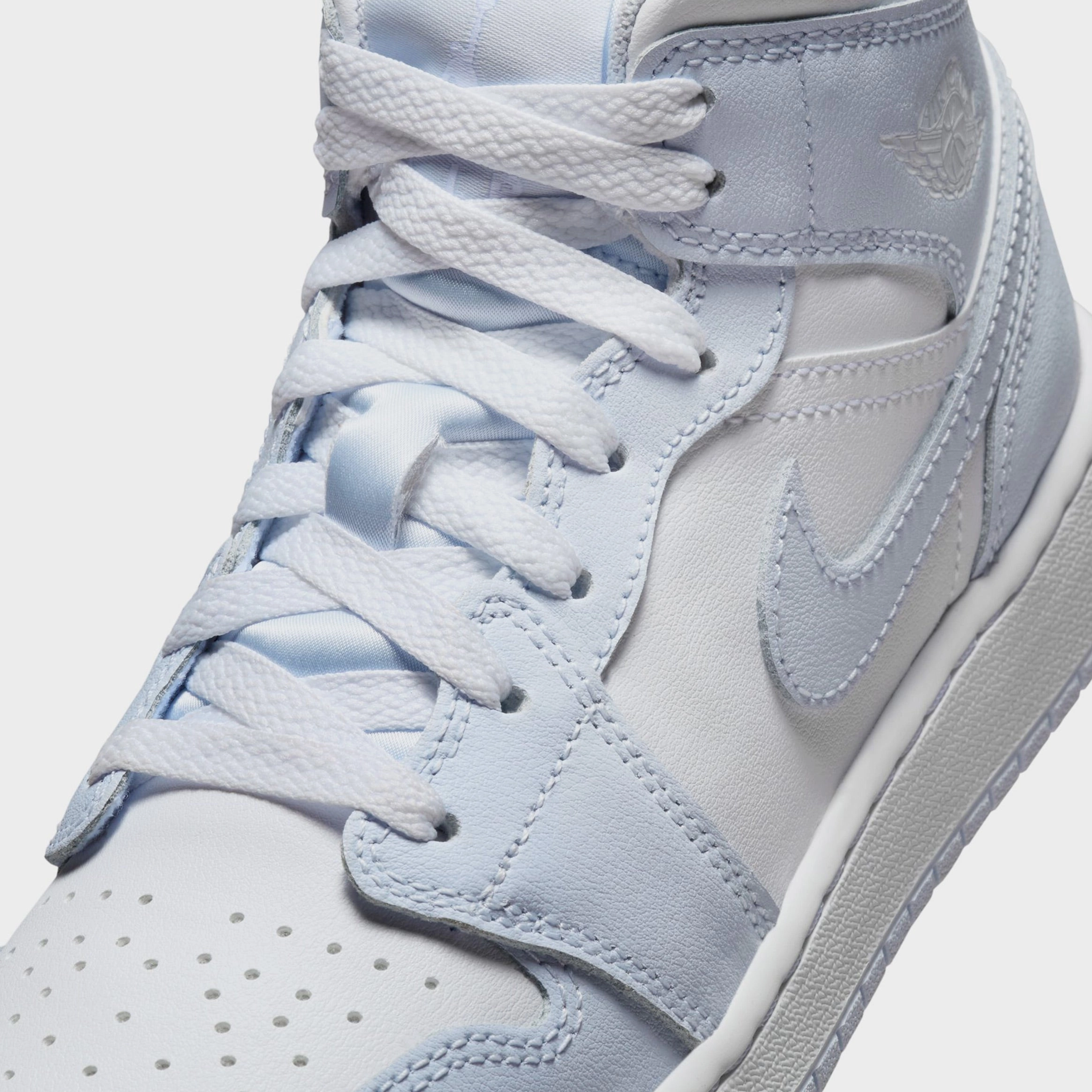 Air Jordan 1 Retro Mid Cobalt Bliss Grade School Lifestyle Shoes (Cobalt Bliss/Neutral Grey/White) Air Jordan 1 original design shoes