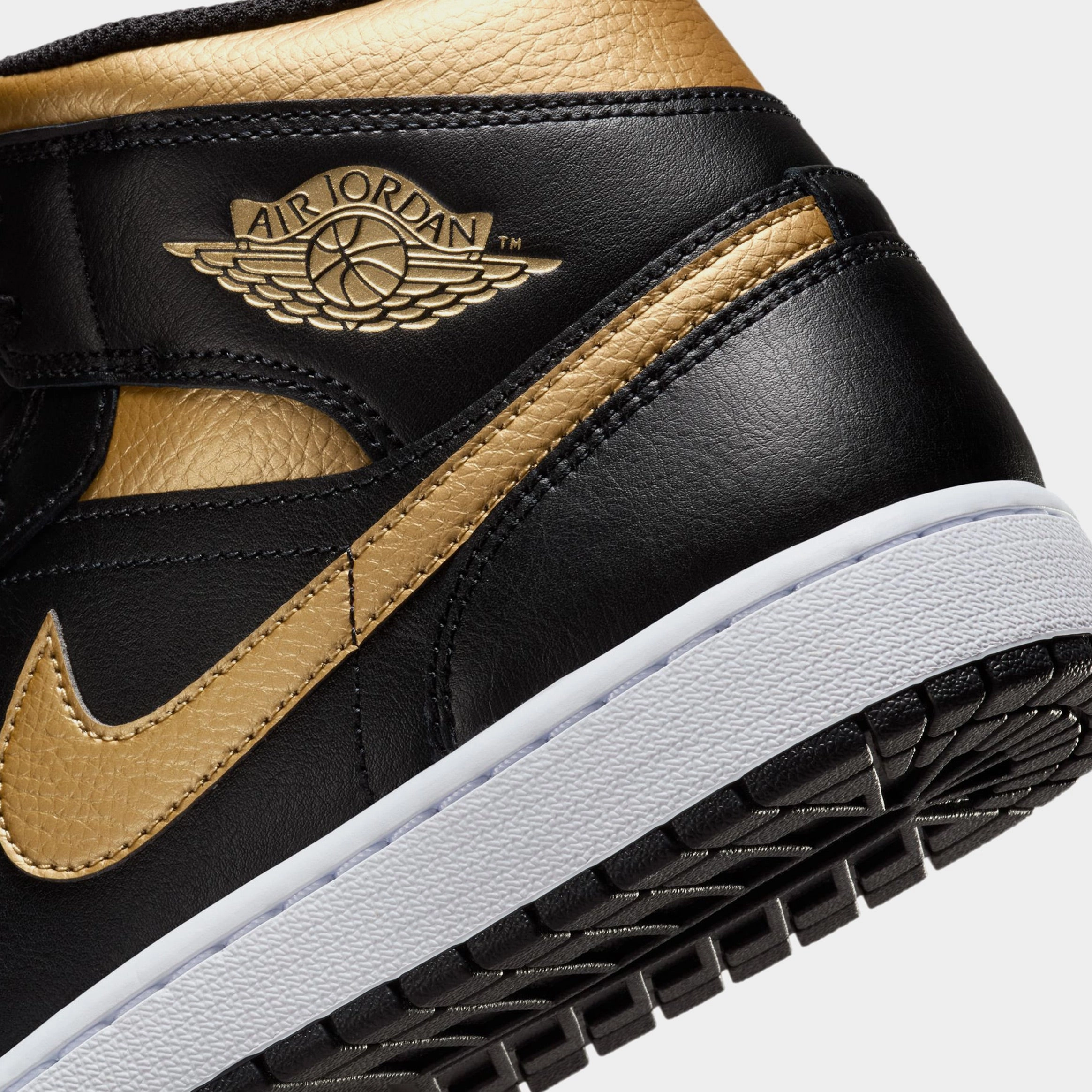 Air Jordan 1 Retro Mid Mens Basketball Shoes (Black/Gold) Air Jordan 1 original design shoes
