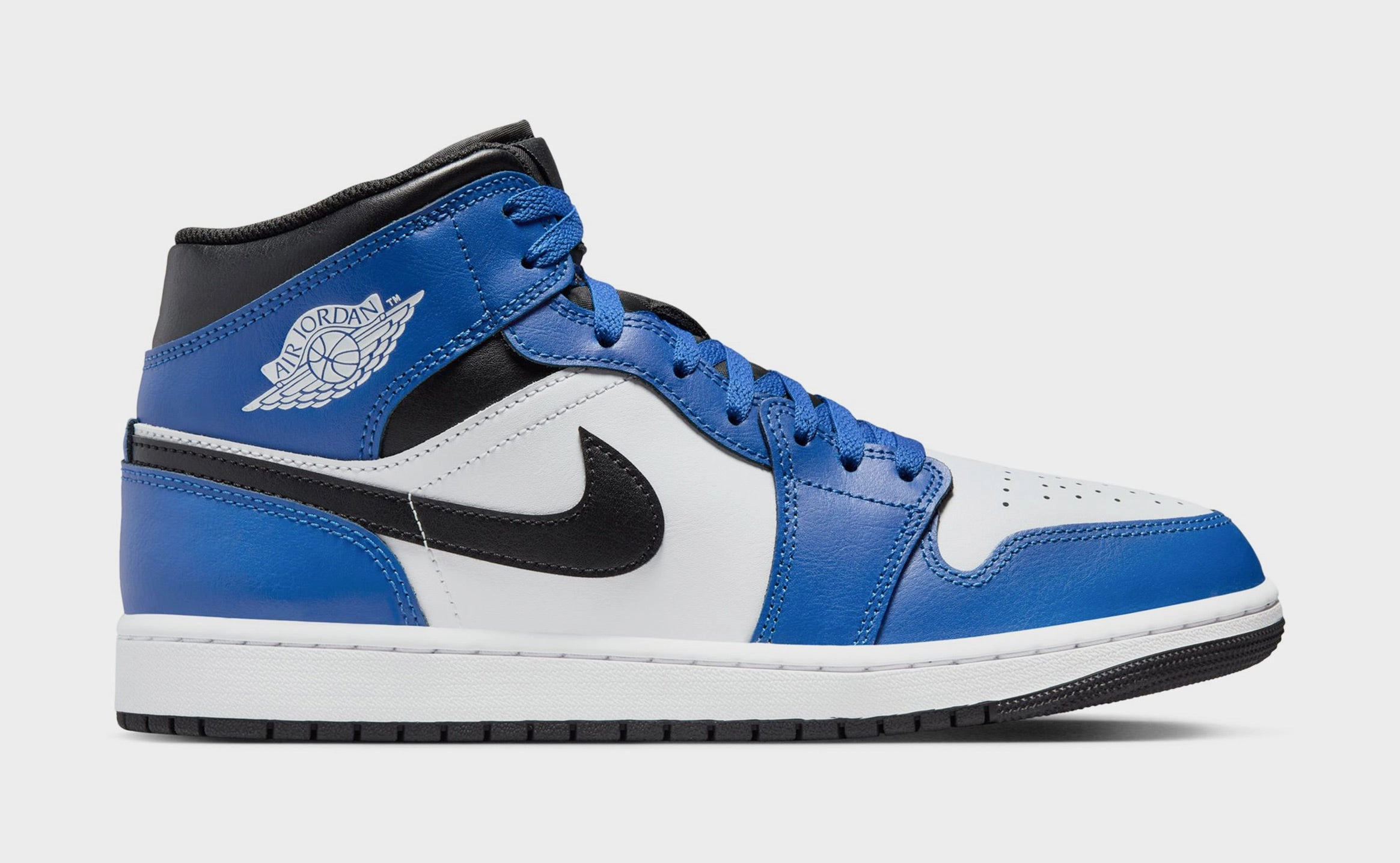 Air Jordan 1 Retro Mid Mens Lifestyle Shoes (Game Royal/White/Black) Air Jordan 1 classic shoes for streetwear looks