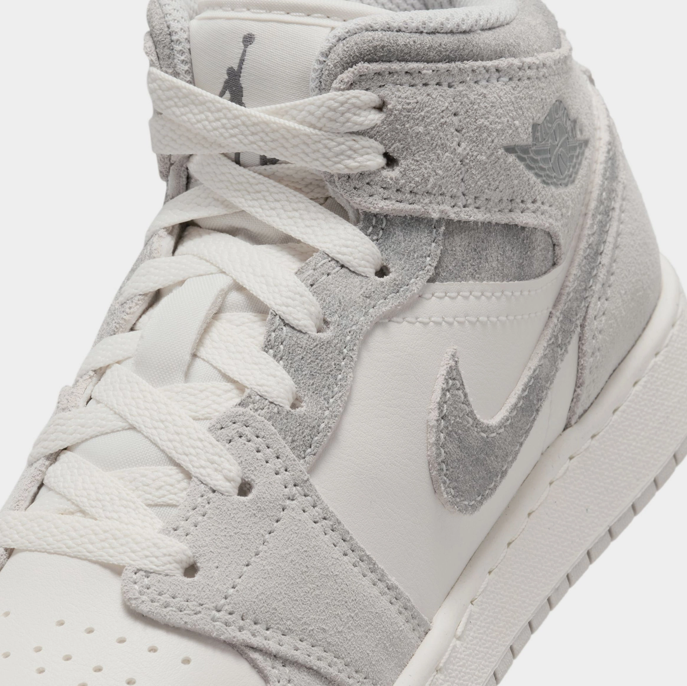 Air Jordan 1 Retro Mid SE Neutral Grey Grade School Lifestyle Shoes (Neutral Grey/Sail/Smoke Grey) Air Jordan 1 original design shoes