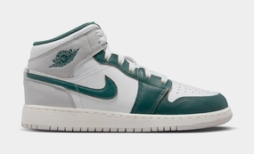 Air Jordan 1 Retro Mid SE Oxidized Green Grade School Lifestyle Shoes (White/Oxidized Green/Sail/Neutral Grey) Air Jordan 1 classic shoes for streetwear looks