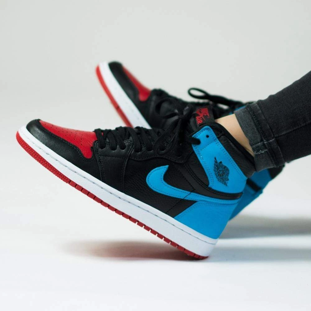 Air Jordan 1 UNC To Chicago Womens Air Jordan 1 High OG shoes