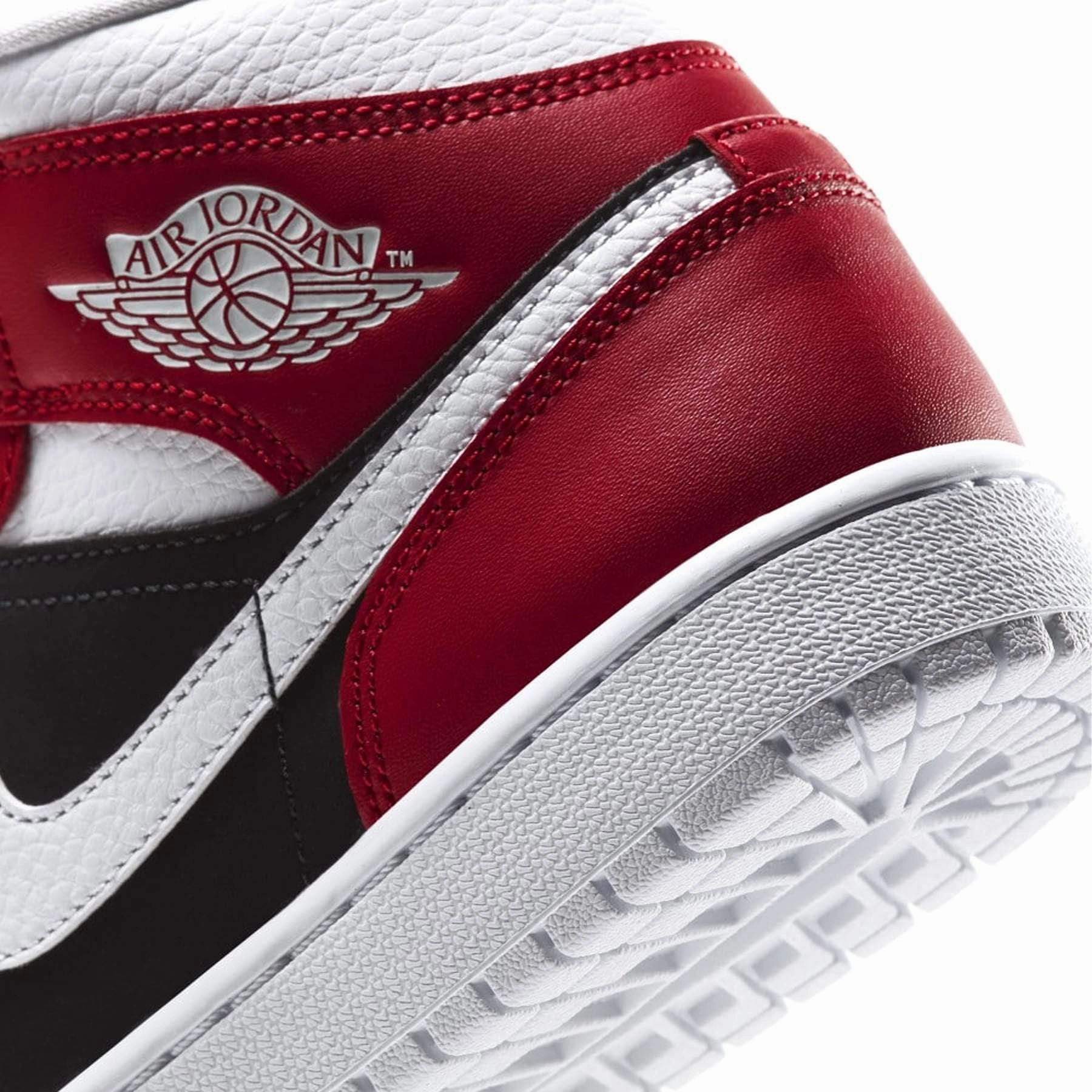 Air Jordan 1 Wmns Mid 'Gym Red Black' Air Jordan 1 vintage style sneakers