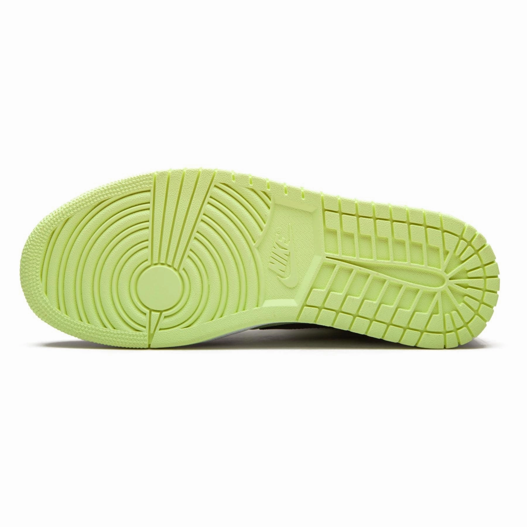 Air Jordan 1 Wmns Mid SE 'Black Barely Volt' Air Jordan 1 Mid streetwear shoes