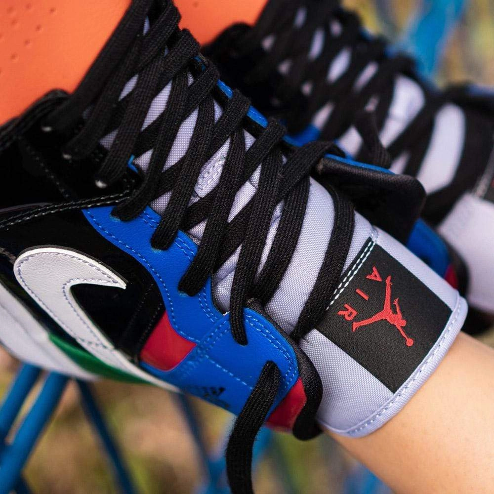 Air Jordan 1 Wmns Mid SE 'Multi Patent' Air Jordan 1 vintage style sneakers