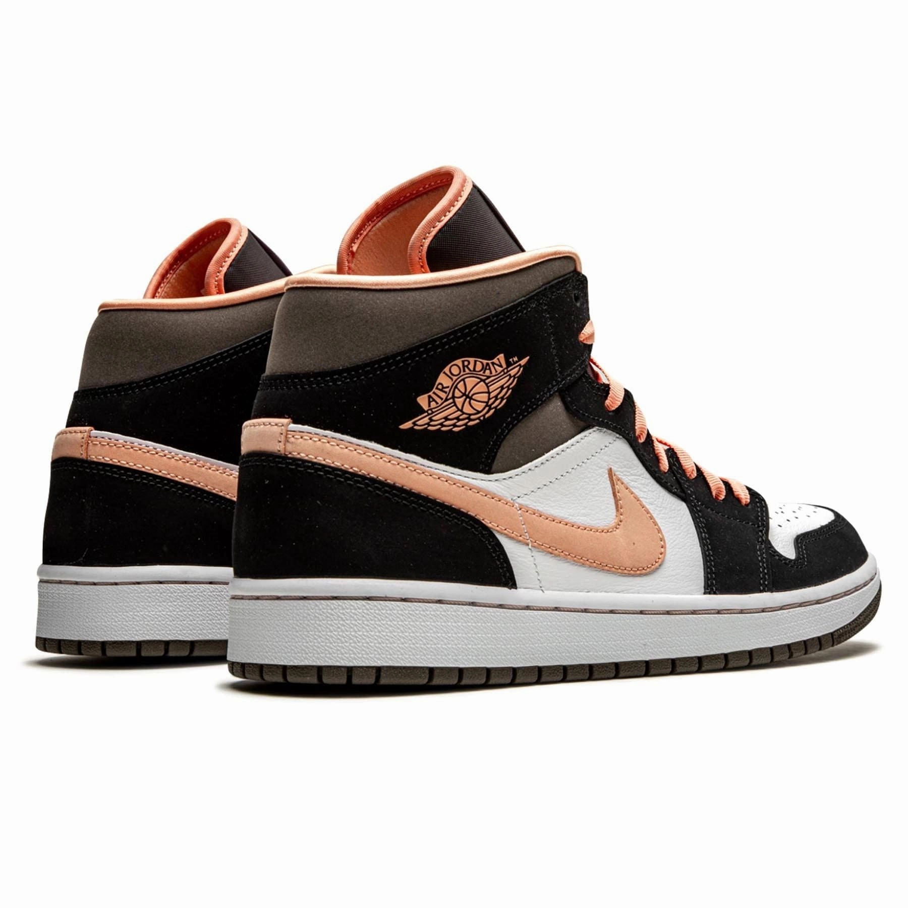 Air Jordan 1 Wmns Mid SE 'Peach Mocha' Air Jordan 1 vintage style sneakers