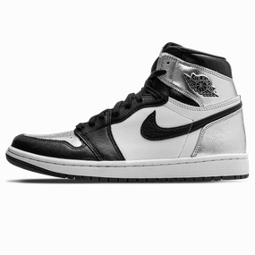Air Jordan 1 Wmns Retro High OG 'Silver Toe' Air Jordan 1 High classic sneakers with premium finish