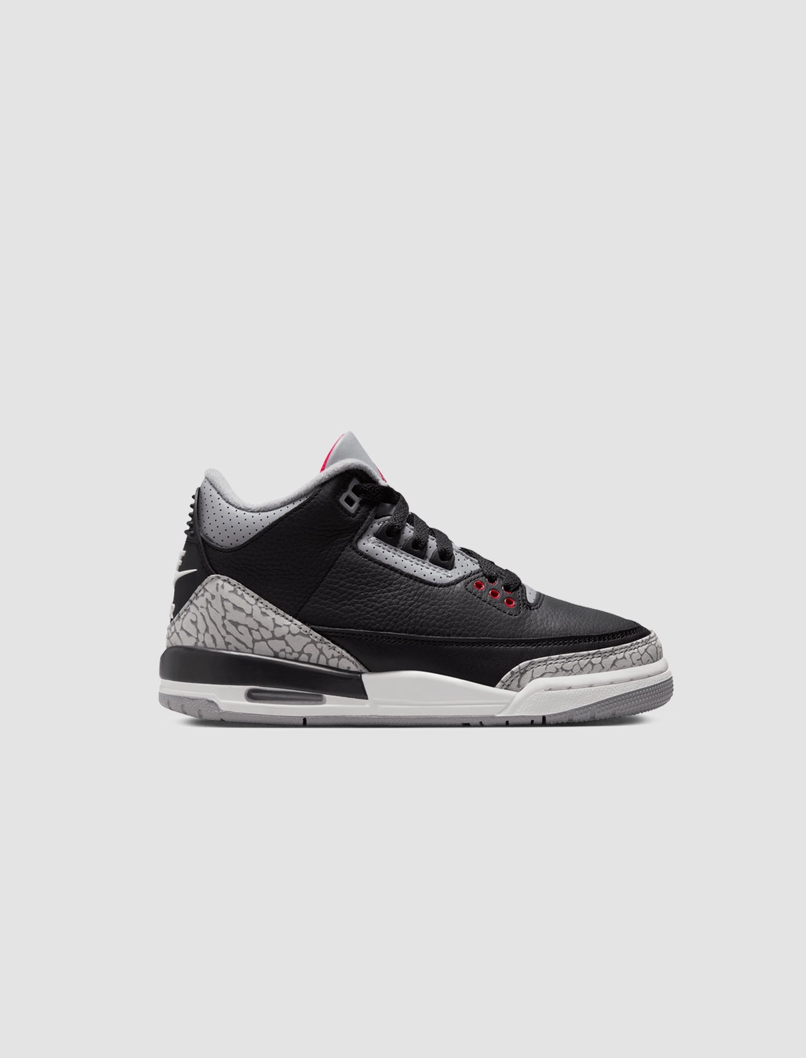 AIR JORDAN 3 RETRO "BLACK CEMENT" GS Iconic Air Jordan streetwear sneakers
