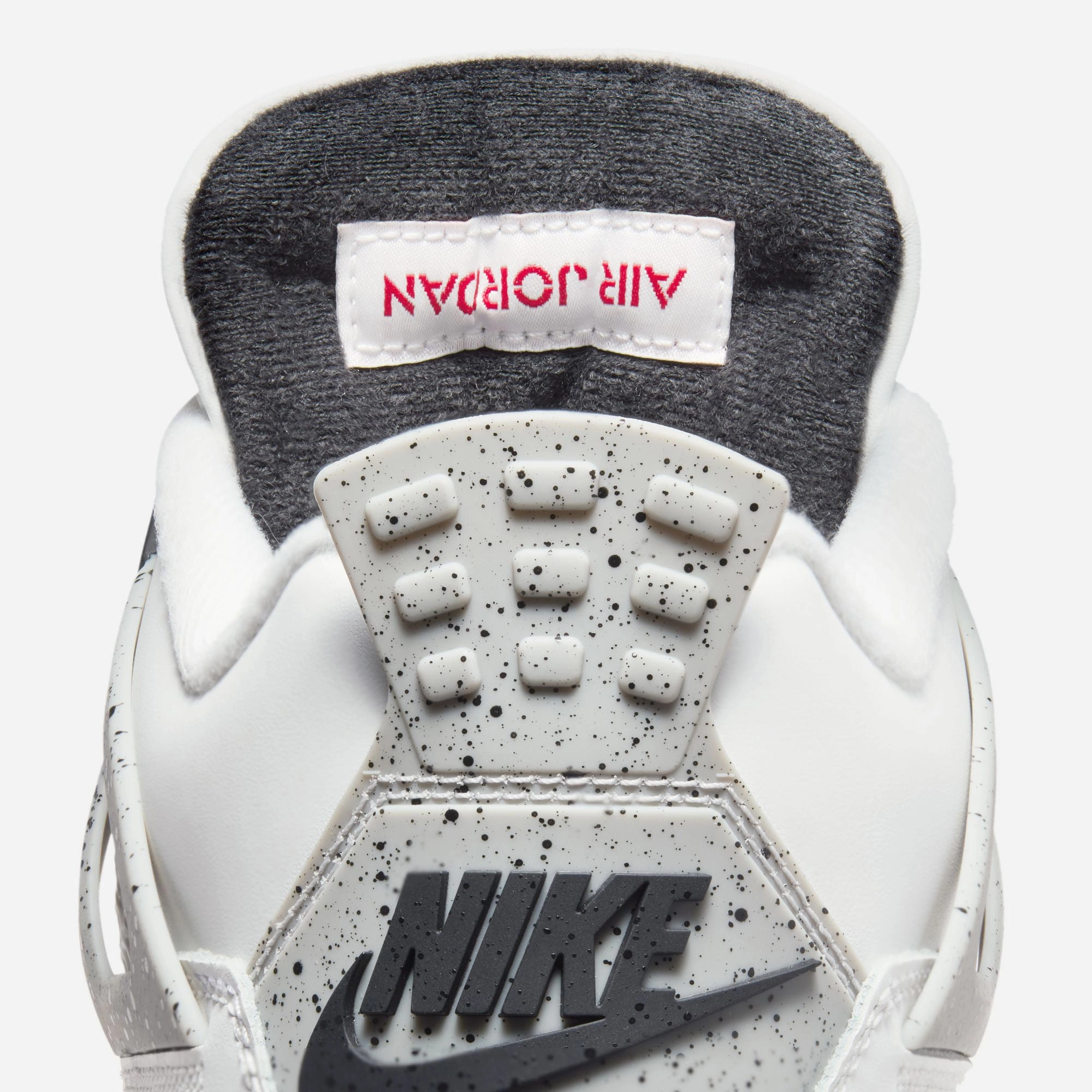 Air Jordan 4 Retro Signature basketball sneakers