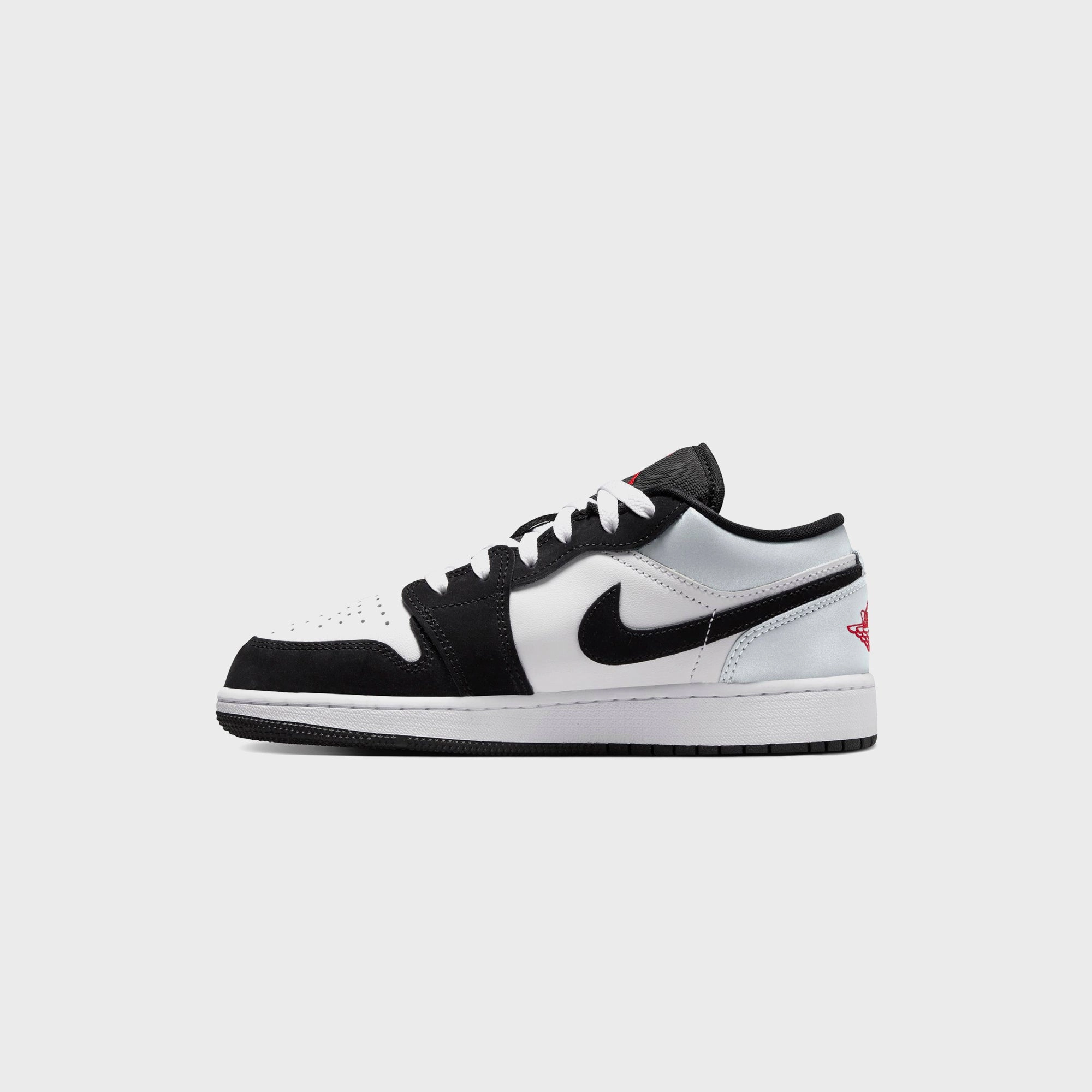 Air Jordan GS 1 Low Se Uni - White / Black / Matte Silver / Fire Red All-day streetwear kicks