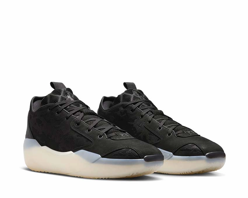 Air Jordan XXXIX "Noir" Timeless hoop footwear