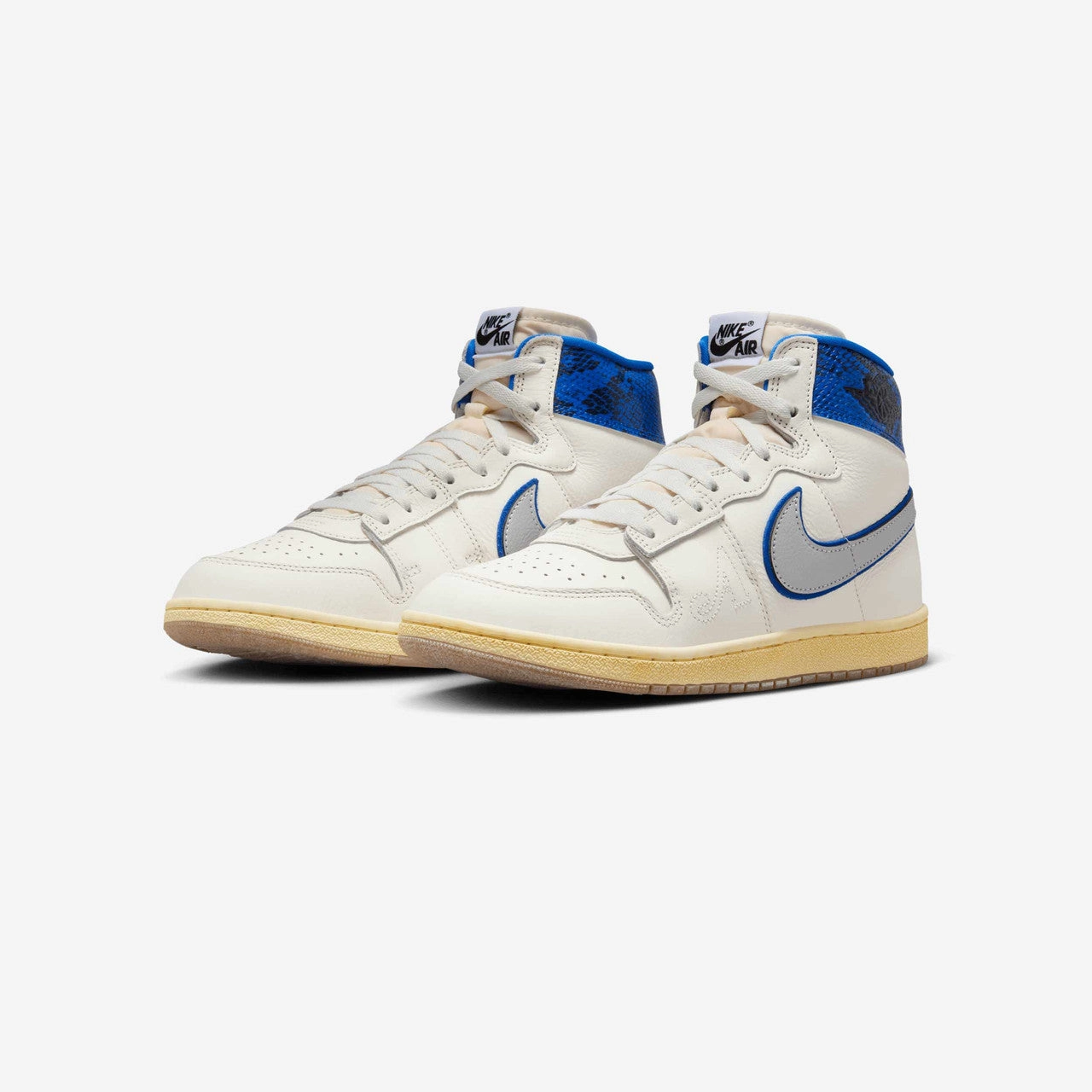 Air Ship PE SP x Awake NY Classic basketball silhouette