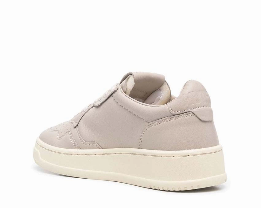 Autry 01 Low Womens classic sneakers