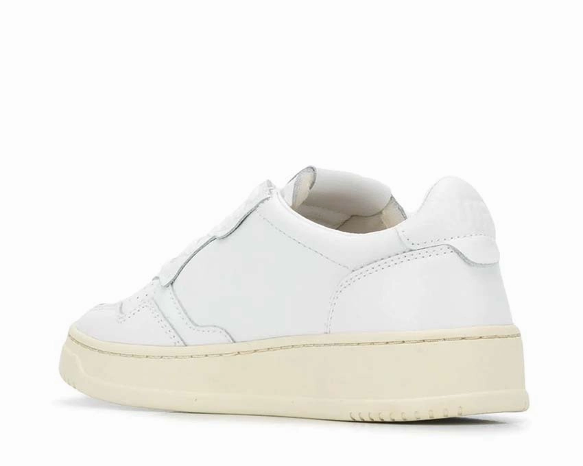 Autry Medalist Low W Womens classic sneakers