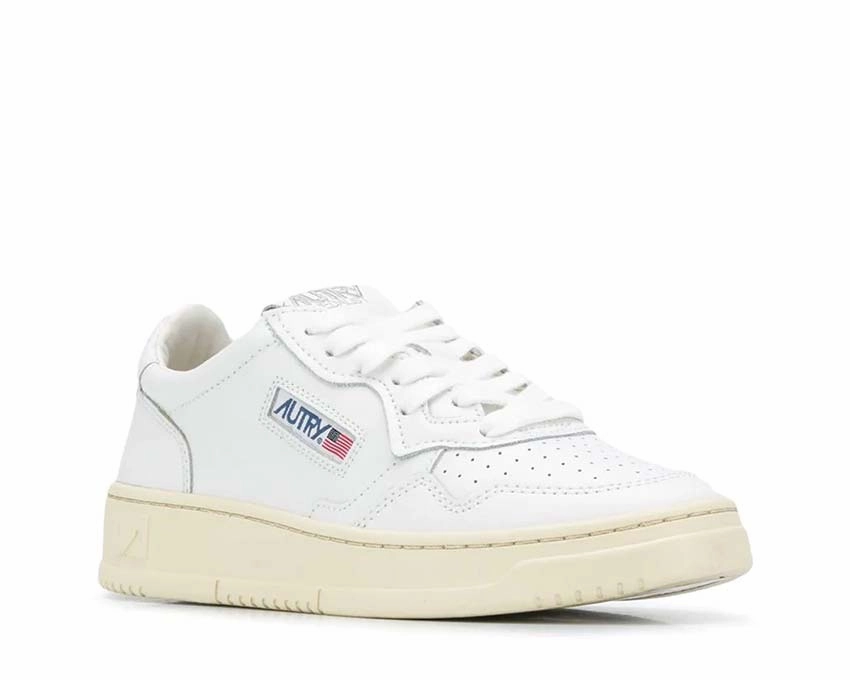 Autry Medalist Low W Womens classic sneakers