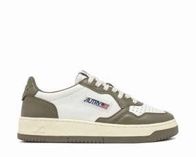 Autry Medalist Low Clean design everyday sneakers