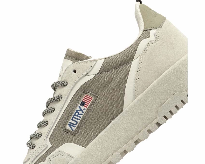 Autry Wildpace Low Womens classic sneakers